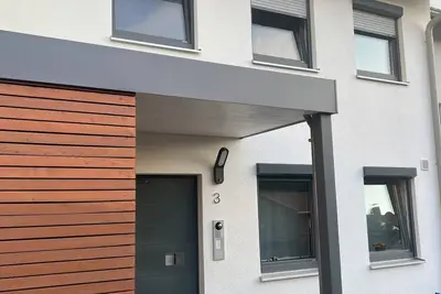 Image de Gemütliches Reihenhaus in der Nähe von Zentrum