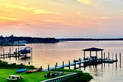 Image de Kayak/Fish/Grill&Chill where River meets Ocean! Gameroom/Amenities/Pup Friendly!