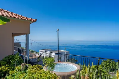 Image de Ocean Serenity House by Atlantic Holiday