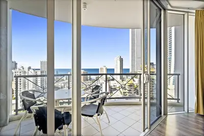 Image de Chevron Renaissance - 3 Bedroom Sub Penthouse
