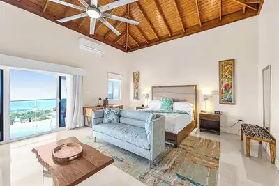 Image de Hospitality Expert Bts 6: Pool, Beach & Bar