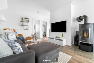 Image de Sandpiper - Kamin, Schreibtisch, Waschmaschine, Dusche, Balkon, Pkw-stellplatz