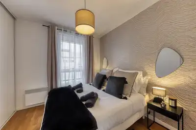 Image de Appartement 4 personnes - parking - métro + gare - ascenseur