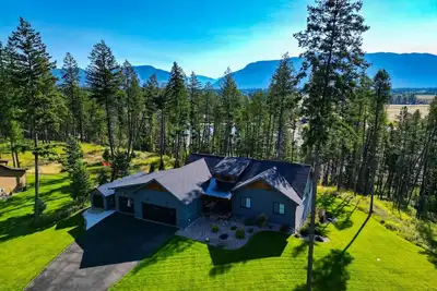 Image de New! Anglers Escape | 5 bed / 3. 5 bath | Private & Quiet Neighborhood | Sleeps 10