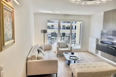 Image de Fabulous 3br Apt at the doors of Paris, view on Sacre Coeur, parking, WiFi A/C
