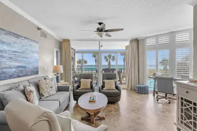 Image de Pool, Beach, Neary Water Park & Destin Harbor