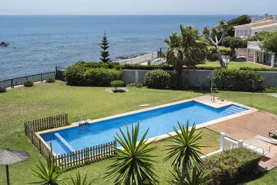 Image de Villa Playa - Spacious 5 Bedroom Beachside Villa in Mijas Costa with Pool & Ac