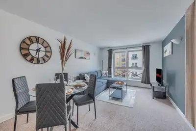Image de Elegant Apartment in City Centre • Fast Wifi • Smart Tv • Access to Communal Gym and Terrace