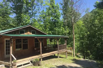 Image de Cozy private Cabin Farm stay with WiFi in Irvine