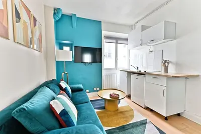 Image de Appartement coloré Paris Rue Niépce