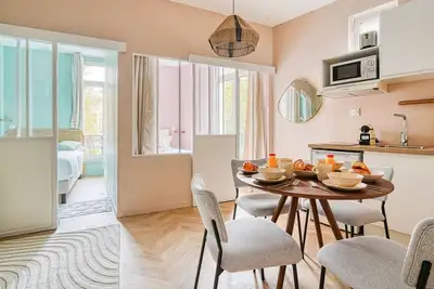 Image de Appartement proche Parc Monceau #ArcDeTriomphe