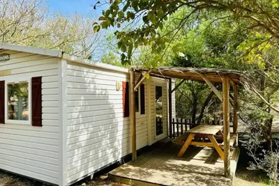 Image de Camping 3 étoiles - Piscine - eehdbe