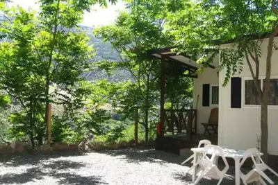 Image de Camping 2 étoiles - Piscine  - eec00i