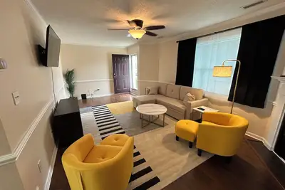 Image de Winterville Wonderland: The best place to stay in the Greenville area! 2