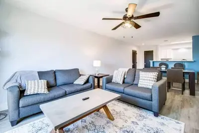 Image de Modern Condo in the Heart of Old Town Scottsdale!