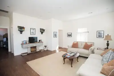 Image de Charming 1-bedroom cottage in delightful Taylor.