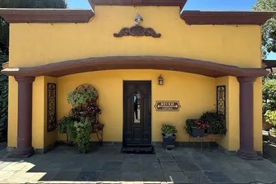Image de Charming Romantic River Cottage in Lodi Wine and Country