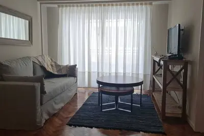 Image de Large & bright 2bd, great location, fully equipped