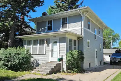 Image de 1up! Spacious 3Bd 2Ba Historic Home, 3min/Und