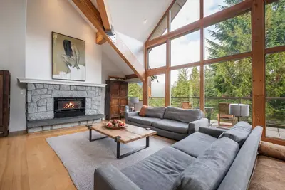 Image de Luxury Home | Private hot tub | Pets | Bbq | Ac