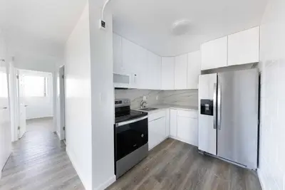 Image de Modern 2 Bedroom 1 Bath +2 Ac+1 Free Parking