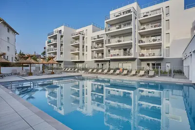 Image de T2 Ă 150m de la plage | 2 Piscines + Sauna