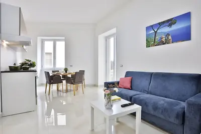 Image de Salerno Station & Center - Positano Apartment