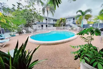 Image de Bright 3-Bedroom 3 Bath Apt with Pool, Parking, & Close to Beach & Las Olas