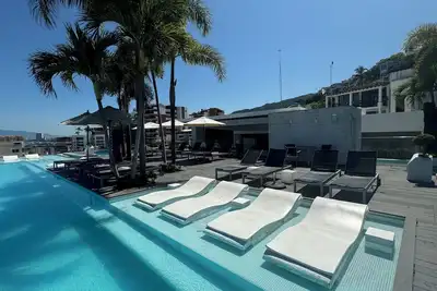 Image de Modern condo in Romantic Zone with private plunge pool