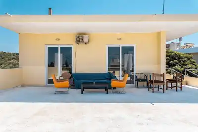 Image de Appartement 'Anthi 1 Pour 3 Personnes' avec Terrasse Partagée, Jardin Partagé et Climatisation