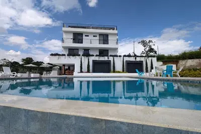 Image de Delightful farmhouse with WiFi in Dagua
