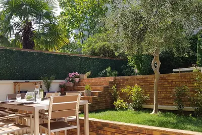 Image de Exceptionnel appartement calme avec jardin dans Paris