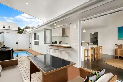 Image de Bulugal - Nestled in down town Byron Bay