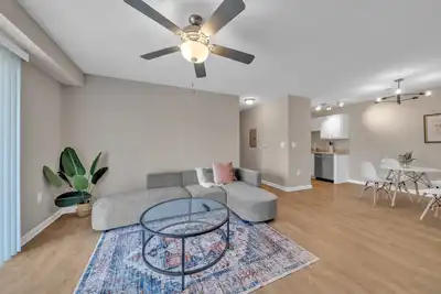 Image de Stonecrest 620, 2Bd Apt I Free Parking I Pool