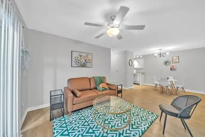 Image de Stonecrest 722, Modern 2Bd Apt I Parking I Gym
