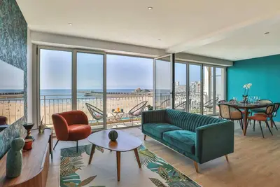 Image de Logement d'exception, vue mer, au pied de la plage