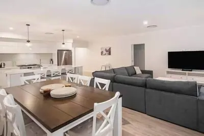 Image de Tidal Treasure Family Home B