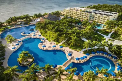 Image de Endozi Elite Suite - Luxurious Oceanfront Stay with Premium Services