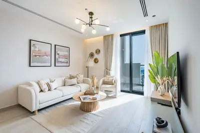 Image de Charming 1br Apartment in The Ivy, Jumeirah Village Triangle by Deluxe Holiday Homes
