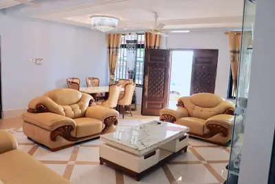 Image de 3-bedroom Apartment
