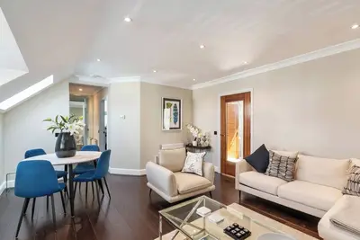 Image de Weybridge - 2 Bed - parking