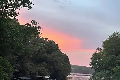 Image de Rare Find at Badin Lake