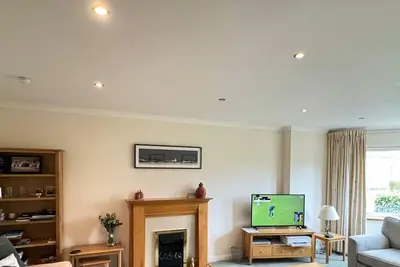 Image de McKenzie Square, St Andrews - a house that sleeps 7 guests in 4 bedrooms