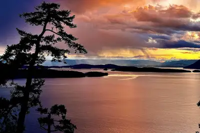 Image de 360-degree incomparable ocean views. The best viewpoint on Pender Island.