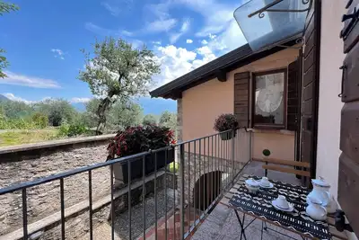 Image de Casa Fornico 2, with terrace and lake view in quiet position
