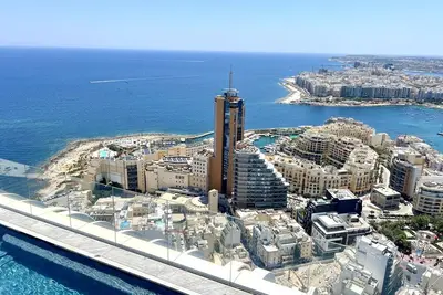Image de Mercury Tower Exclusive 1br w/Rooftop Pool by ArcoBnb