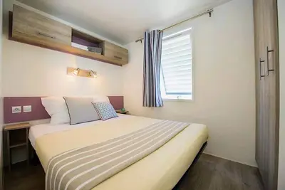 Image de Mobil-home | Classic Xl | 2 Ch. | 4 pers. | Terrasse surélevée