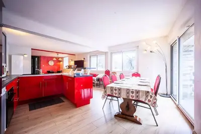Image de Maison 10 personnes Estarvielle Wifi