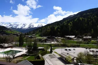 Image de Schöne Ferienwohnung T2+Mezzanine, 40m2 Stadtzentrum Grand-Bornand+Garage
