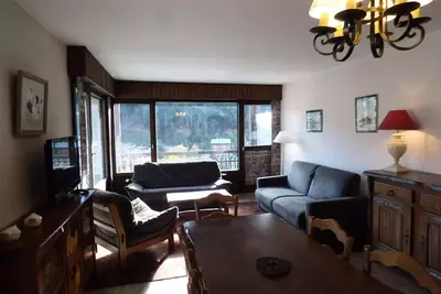 Image de 3 geräumige und helle Zimmer ideal für 6 Personen.